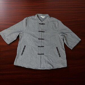 BUYKUD Black and White Checkered Top Size Large